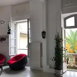Appartement A La Roquette, Dans L\'Hotel De Divonne, Classe.